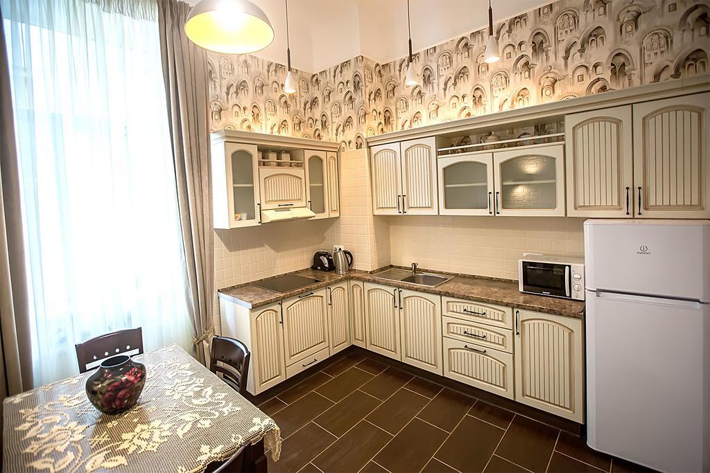 Gorgeous Apartments In Historical Center Of Lvov Bagian luar foto
